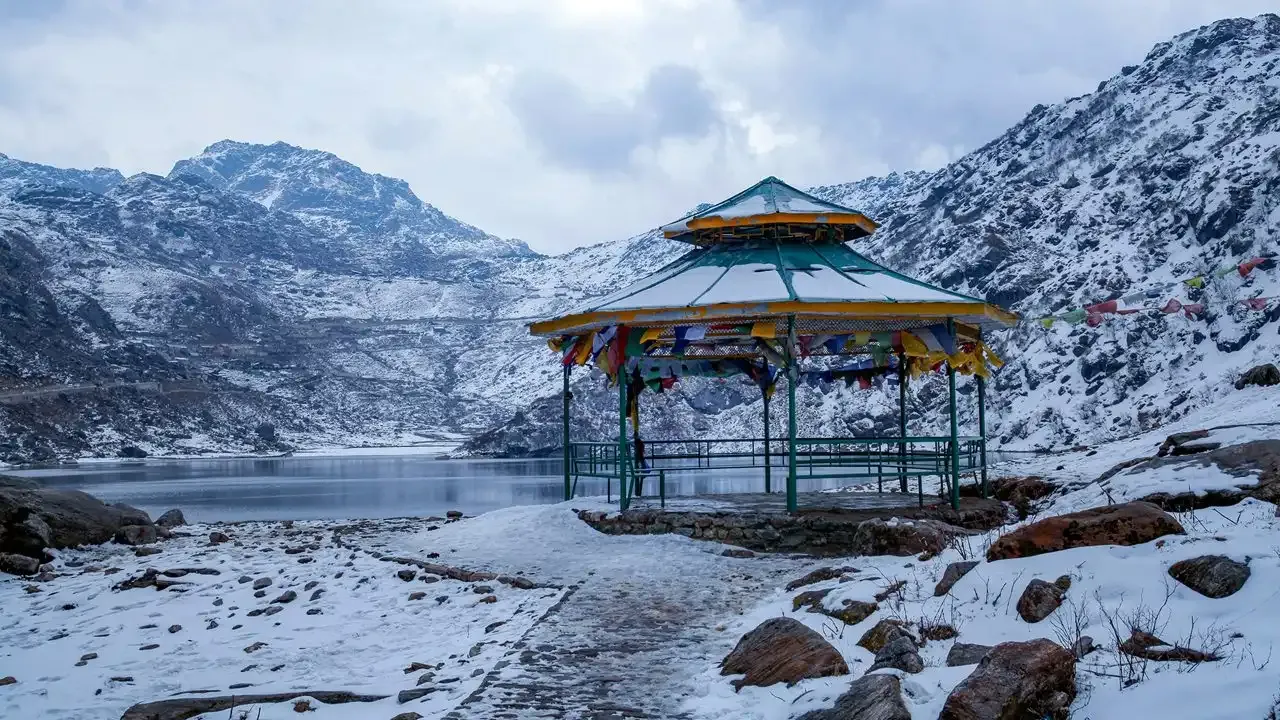Tsomgo Lake snow covered view Gangtok