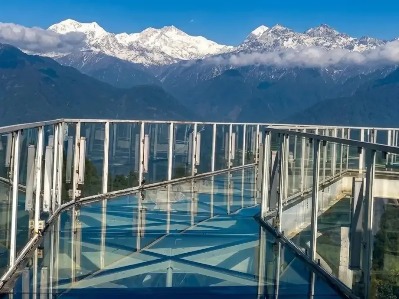 Sky Walk Pelling Sikkim glass bridge with Himalayan mountain view